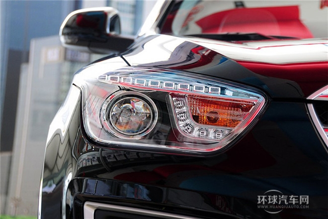 2013款 2.0L 自动豪华型