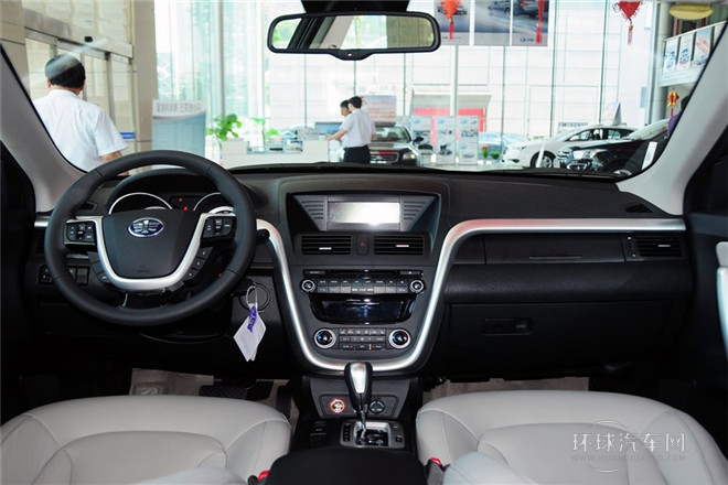 2013款 2.0L 自动豪华型