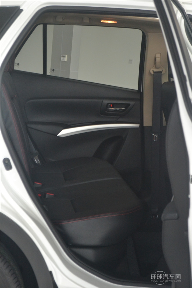 2014款 1.6L CVT两驱精英型