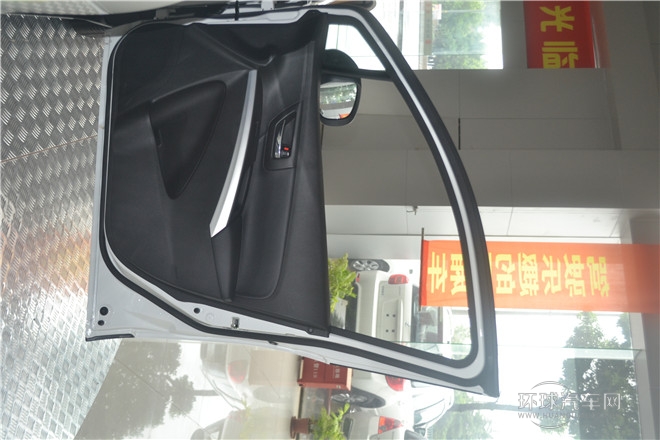 2014款 1.6L CVT两驱精英型