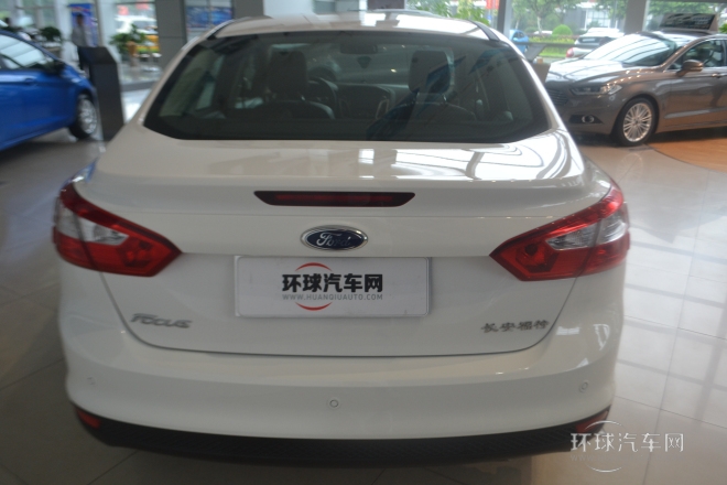 2012款 三厢 1.6L AT风尚型