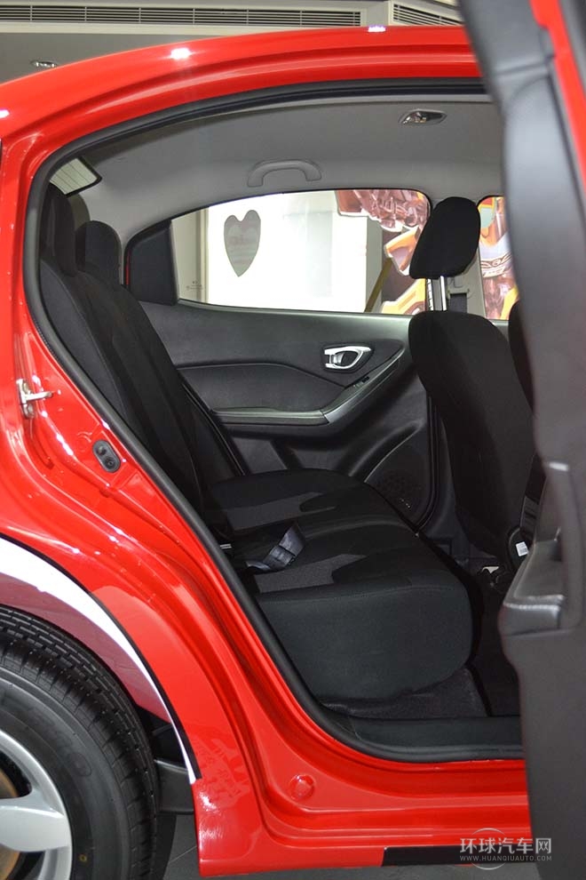 2013款1.6L手动ESP  豪华版