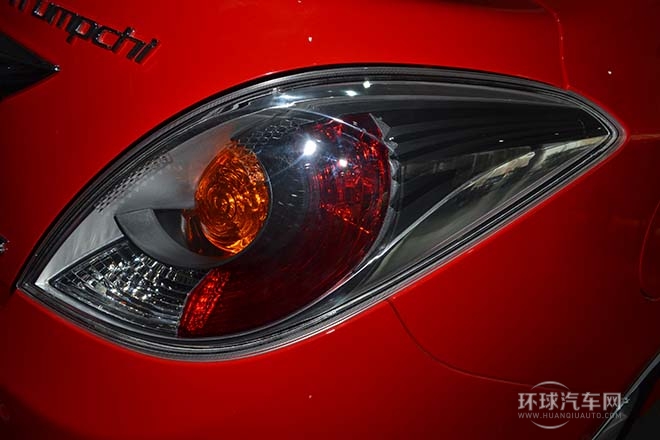 2013款1.6L手动ESP  豪华版