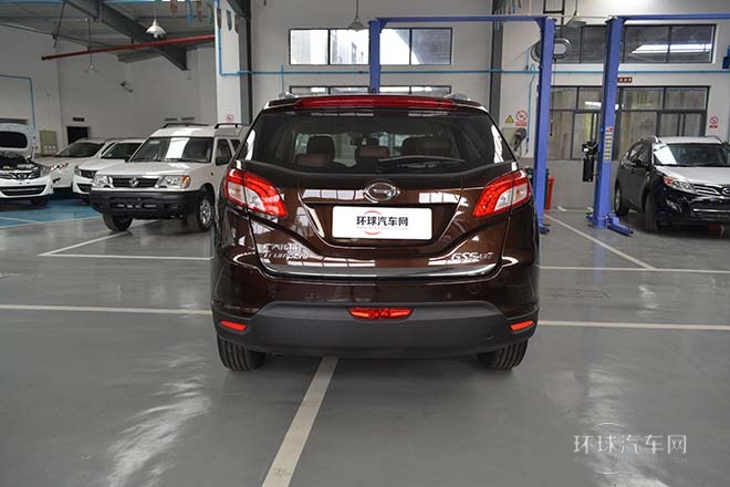2013款 1.8T 自动两驱豪华版