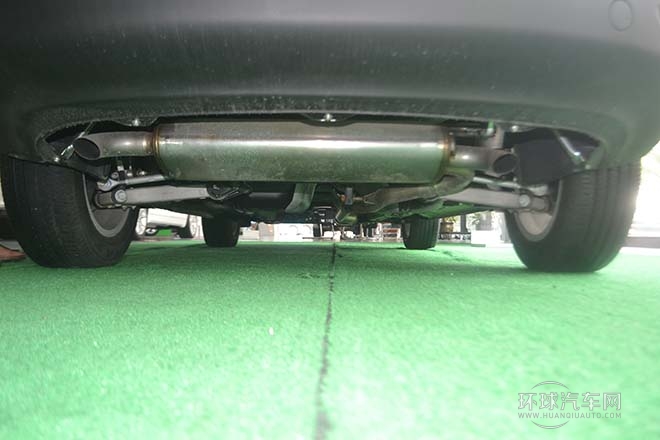 2013款 1.8T 自动两驱精英版