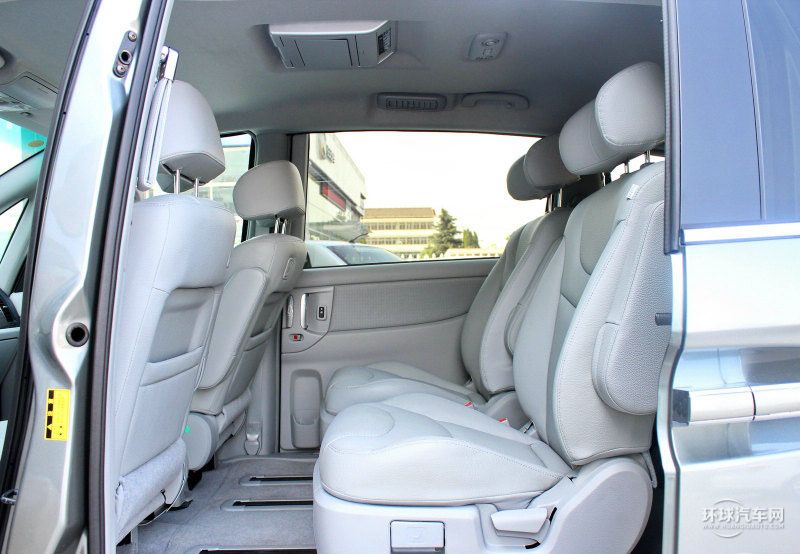 2013款 2.0T 商务型