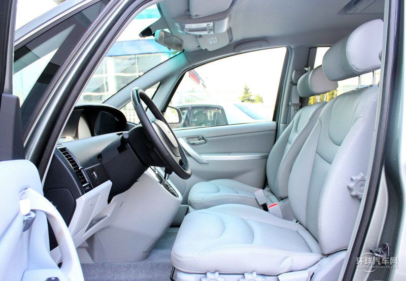 2013款 2.0T 商务型