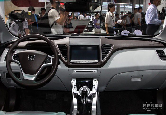 2014款 荣耀导航版 1.8T 手动经典型