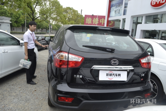 2014款 1.5TI 手动豪华型