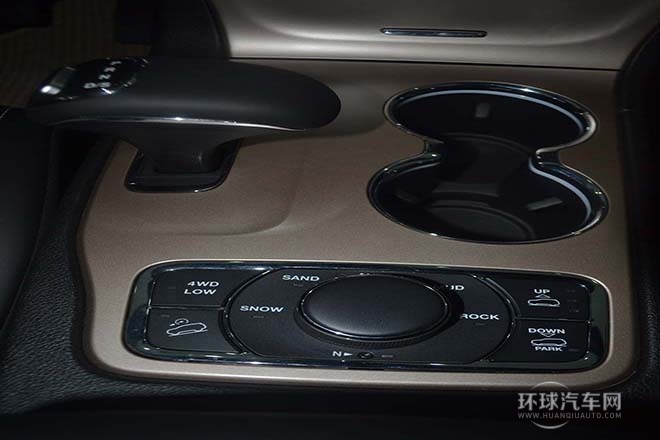 2014款 3.6L 精英导航版