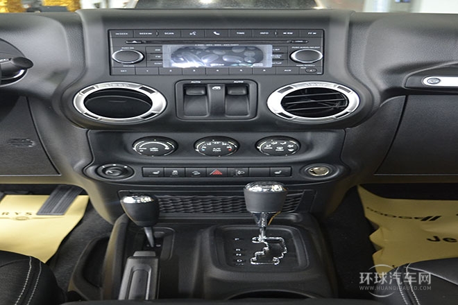 2013款 3.6L 两门版 Sahara