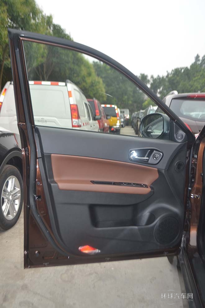 2013款 1.8T 自动四驱至尊版