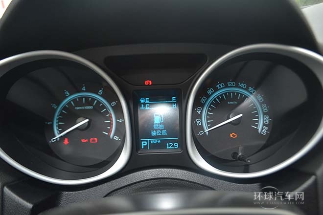 2013款 1.8T 自动四驱至尊版