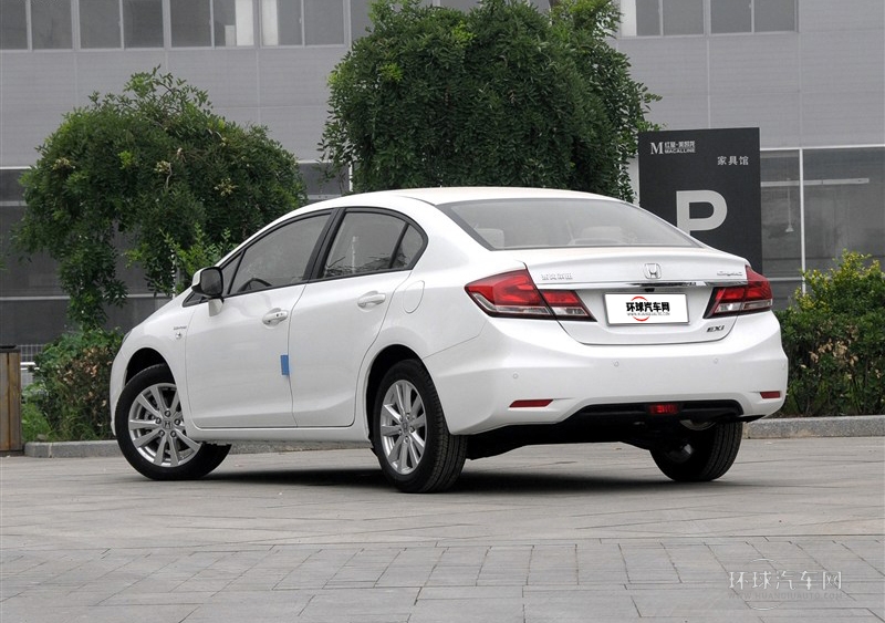 2014款 1.8L 自动舒适版