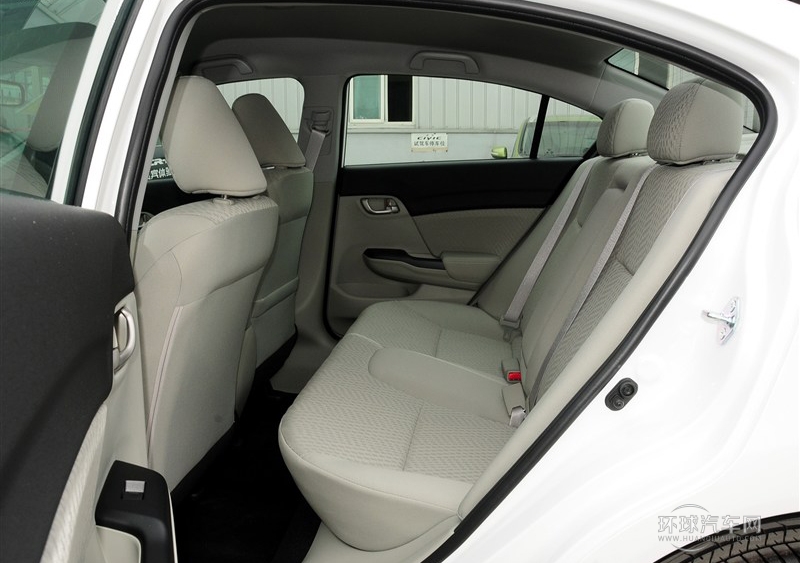 2014款 1.8L 自动经典版