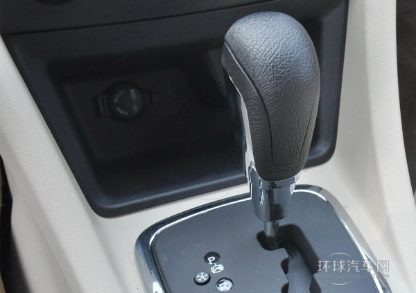 2013款 1.6L DVVT CVT致领版
