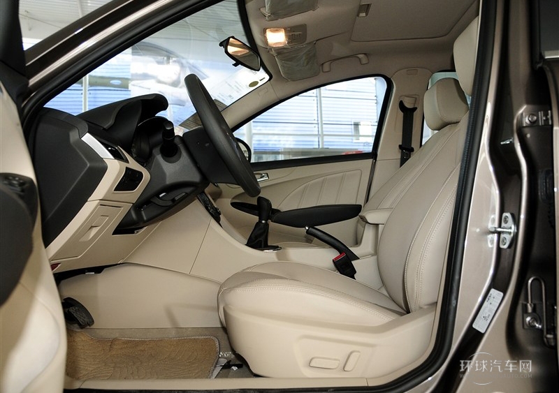 2013款 1.6L DVVT 手动致享版