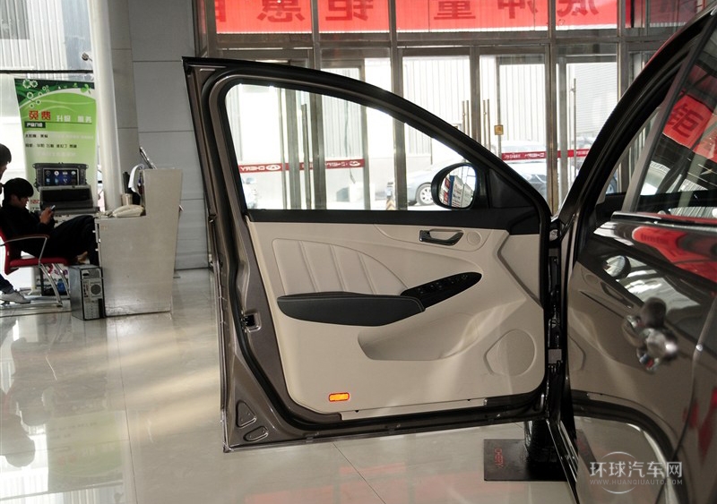 2013款 1.6L DVVT 手动致尚版
