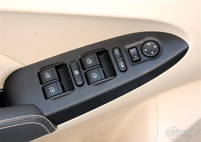 2013款 1.6L DVVT 手动致领版