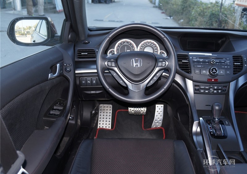 2013款 2.4L 尊贵版