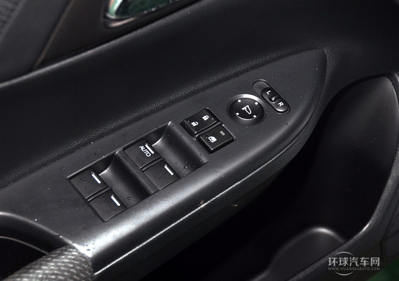 2014款 2.0L LX 舒适版