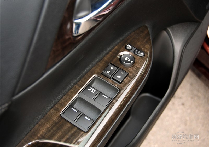 2014款 2.4L LX 舒适版