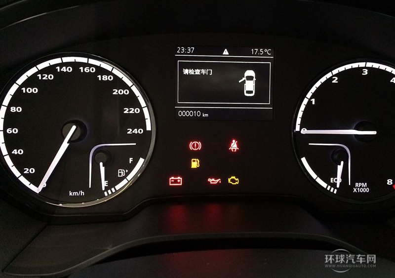 2014款 两厢 1.6L 手动致享型