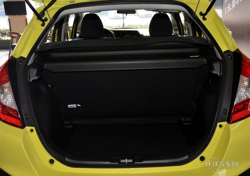 2014款 1.5L LX 手动舒适型