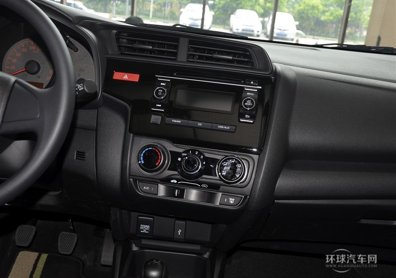 2014款 1.5L LX 手动舒适型