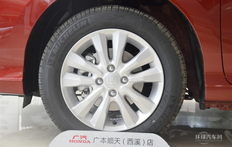 2012款 1.5L 自动旗舰版