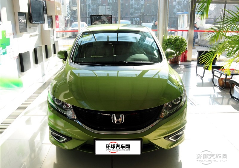2013款 1.8L 自动舒适版 5座