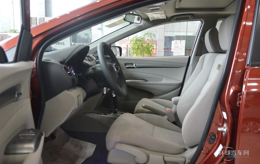 2012款 1.5L 自动旗舰版