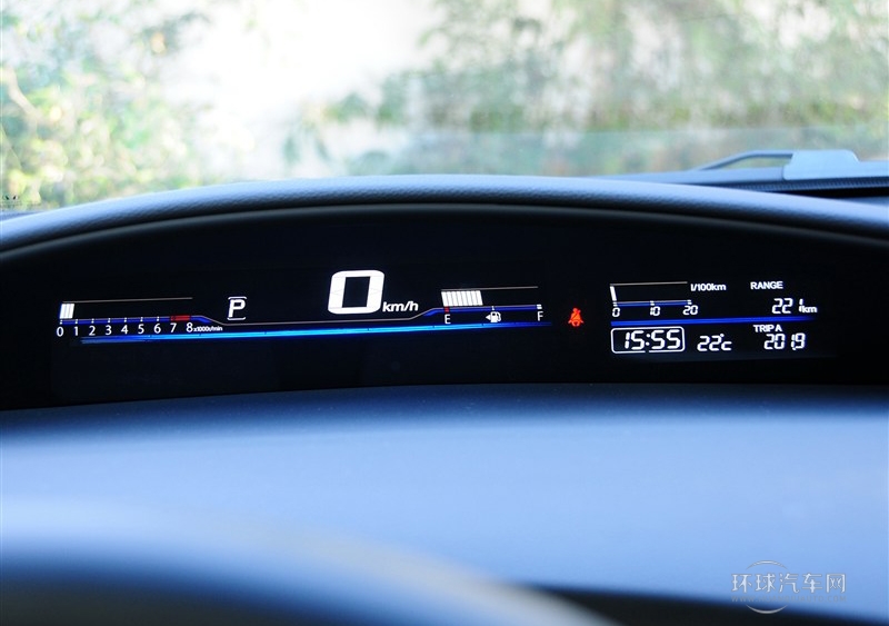 2013款 1.8L CVT豪华版 5座