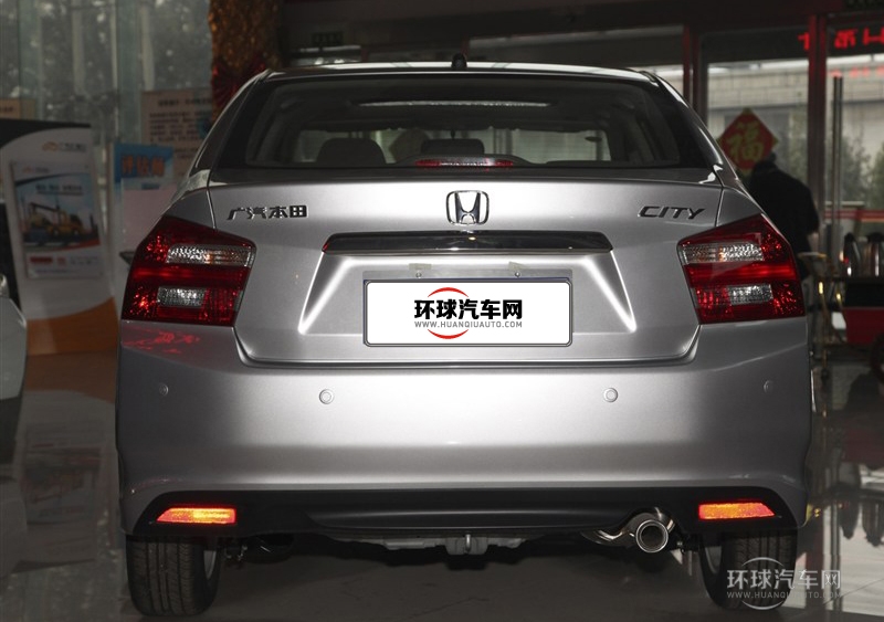 2012款 1.5L 手动精英版