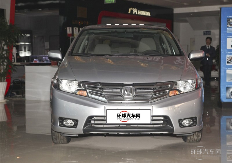 2012款 1.5L 手动精英版