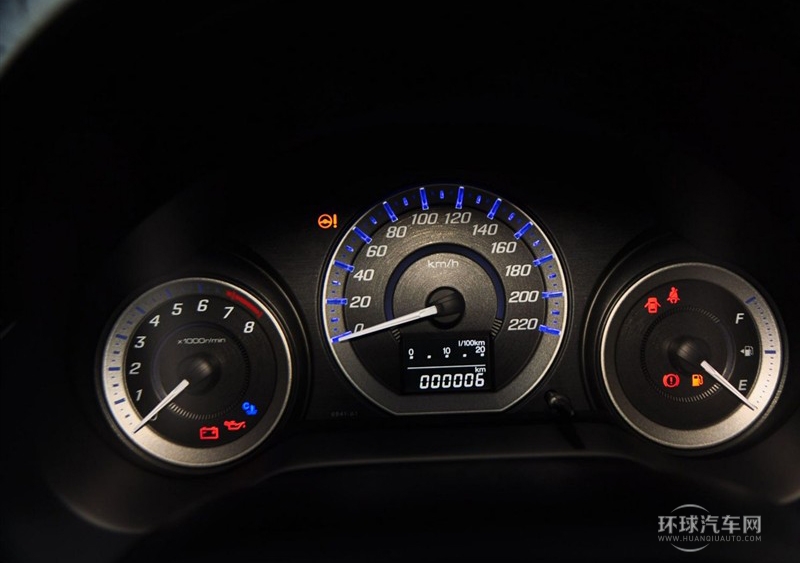 2012款 1.5L 手动舒适版