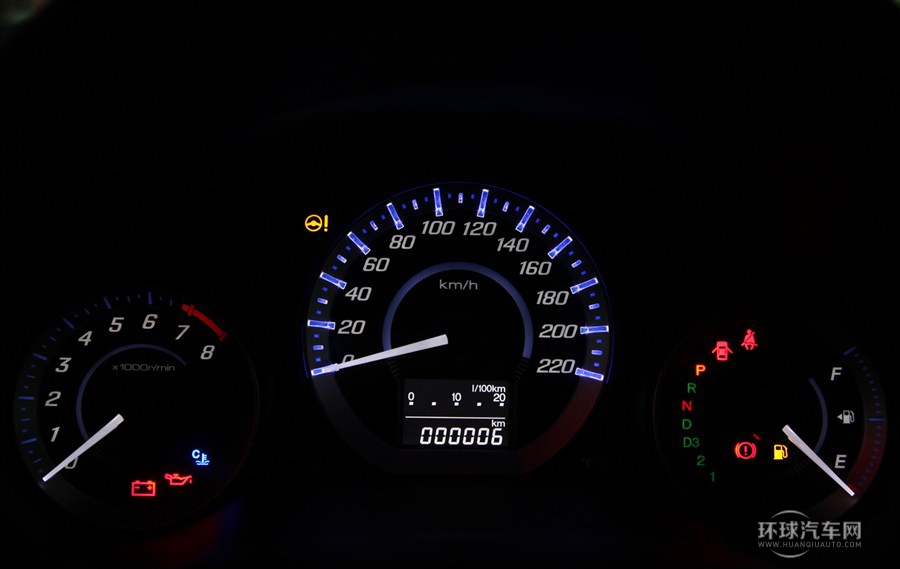 2012款 1.8L 自动舒适版