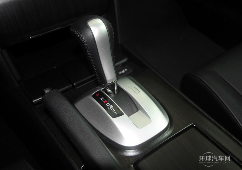 2014款 2.4L 豪华版