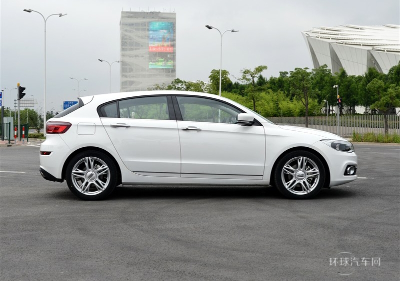 2014款 两厢 1.6T 自动致臻型(白色)