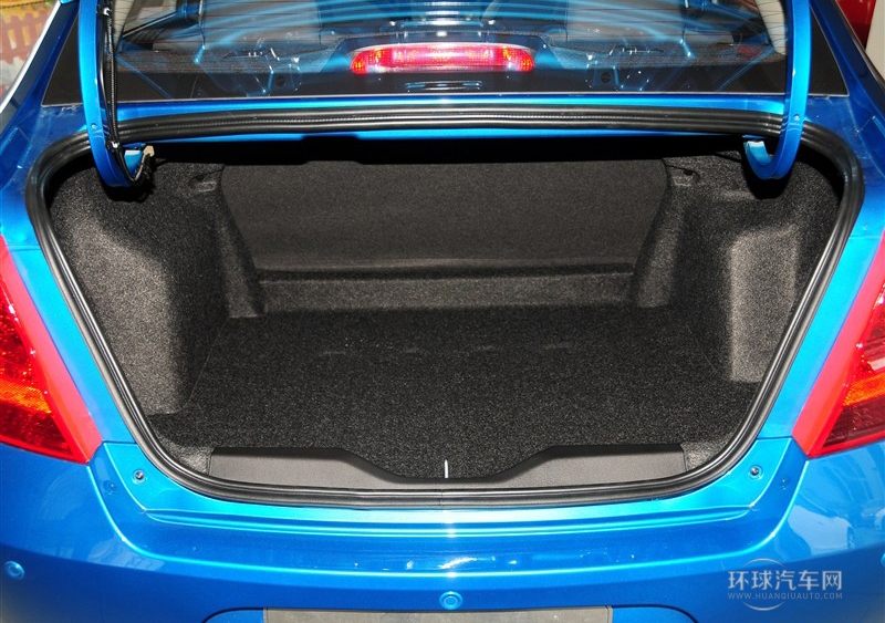 2013款 三厢 1.4L 手动优逸幸福版