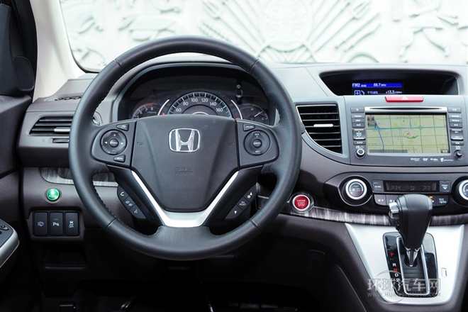 2012款 2.4L 四驱尊贵导航版