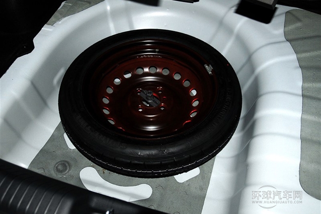 2012款 三厢 1.4L MT GLS纪念版