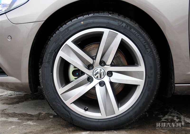 2013款 1.8TSI 豪华型