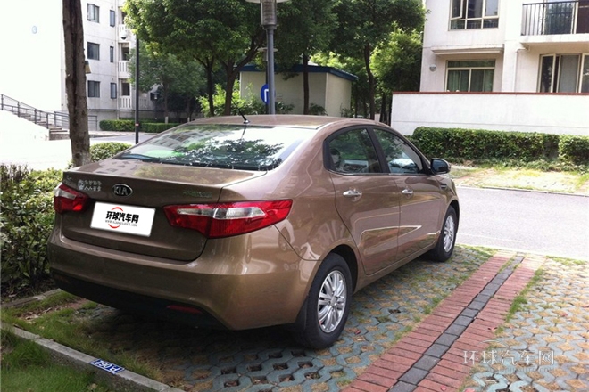 2012款 三厢 1.4L AT TOP纪念版