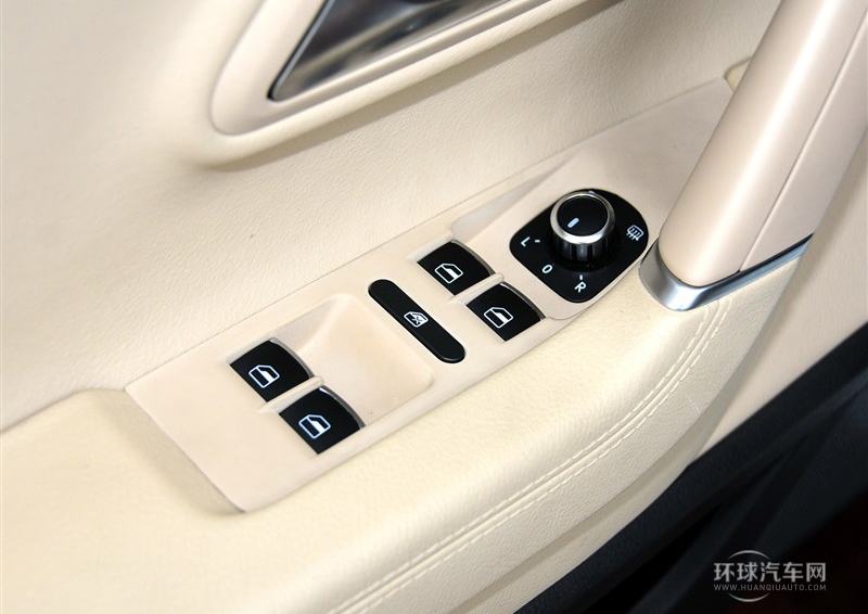 2013款 1.8TSI 尊贵型