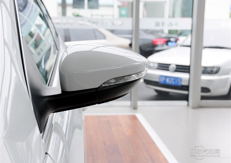 2013款 1.8TSI 尊贵型