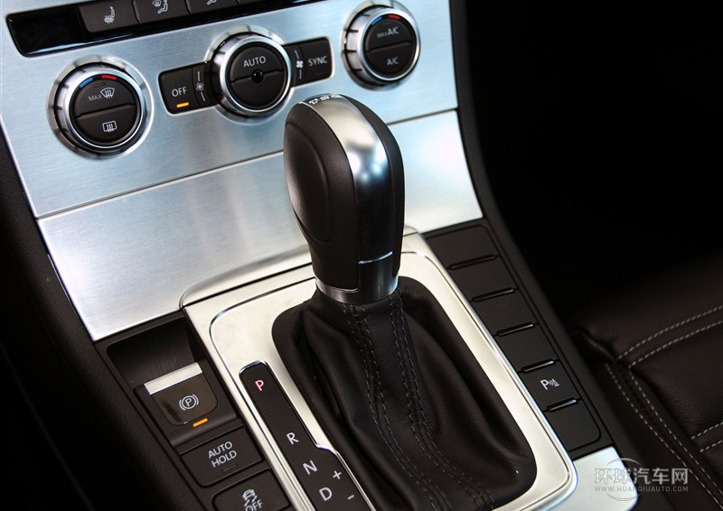 2013款 2.0TSI 尊贵型