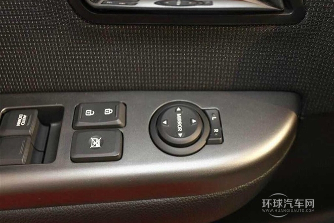 2012款 两厢 1.4L MT GLS纪念版