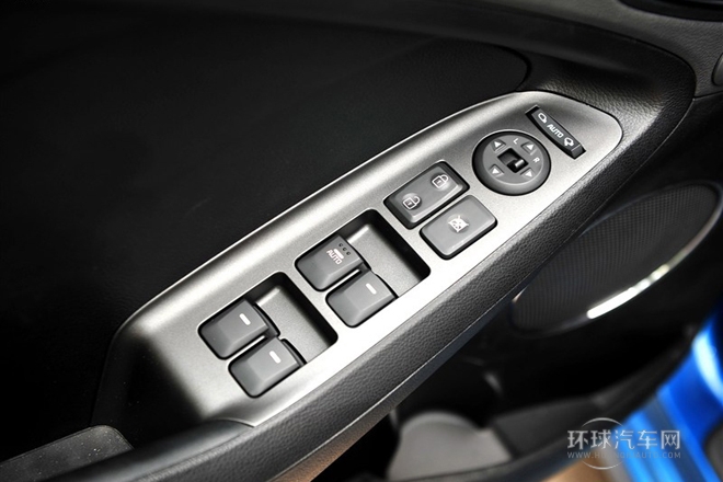 2013款 1.8L 自动Premium