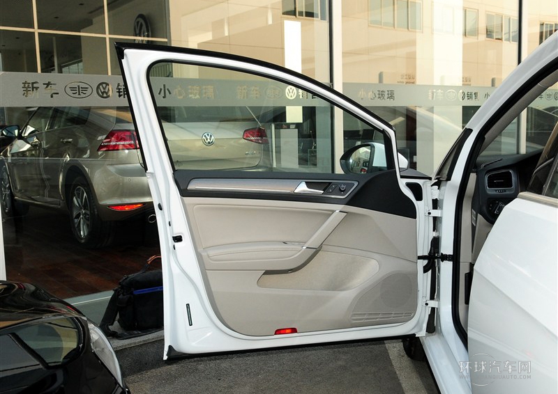 2014款 1.4TSI 自动豪华型